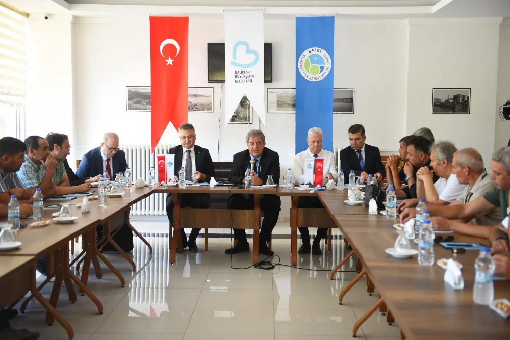 BASKİ, MUHTARLARLA AYVALIK’IN SU SORUNUNU GÖRÜŞTÜ 