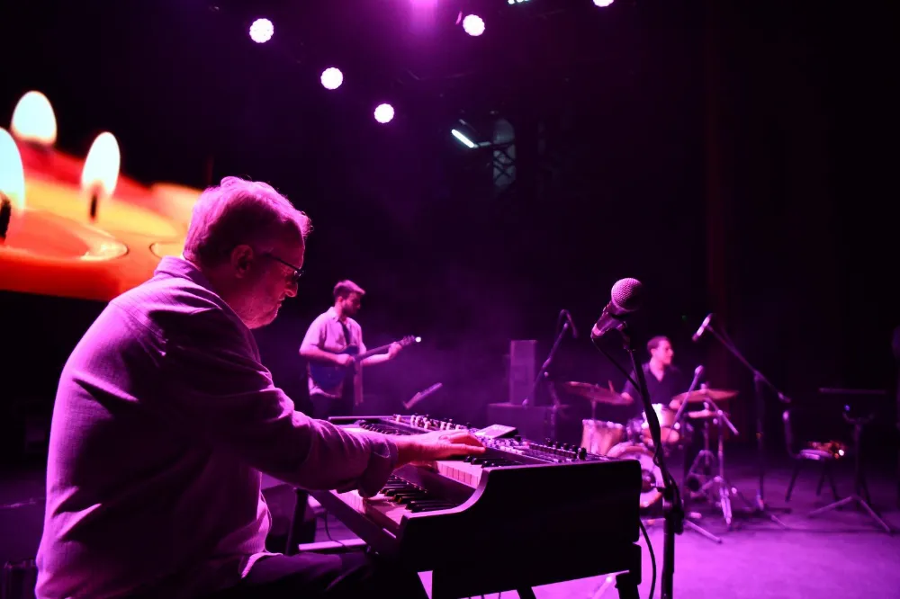 Sanatseverlerden Büyükşehir’in caz konserine tam not