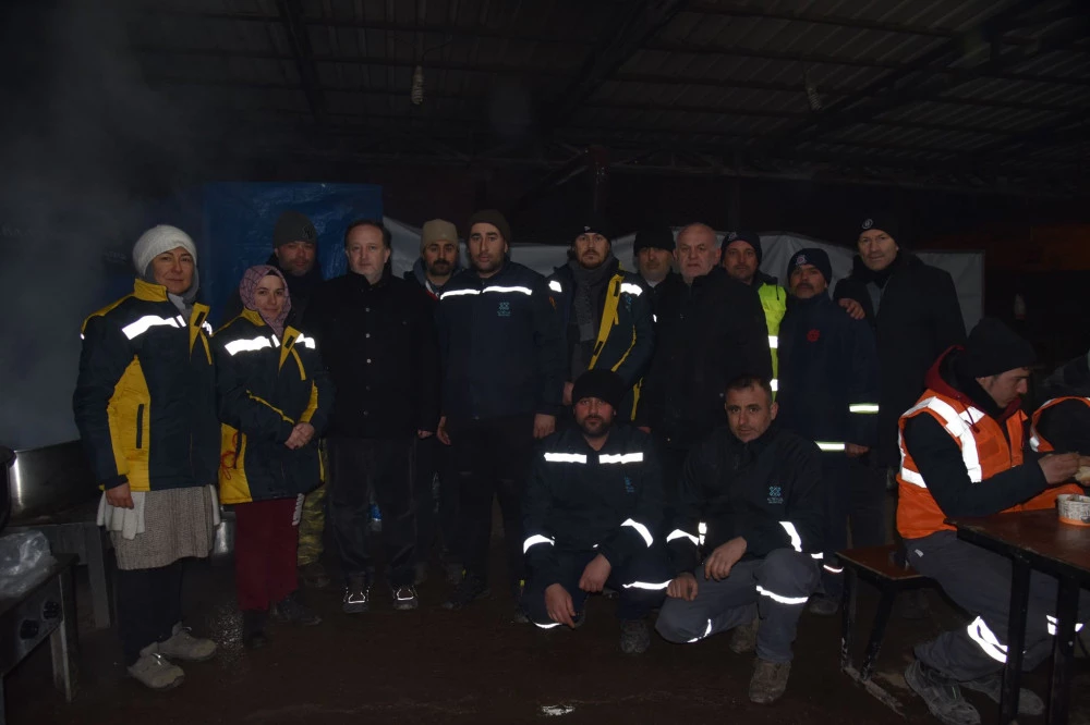 Başkan Orkan Deprem Bölgesinde