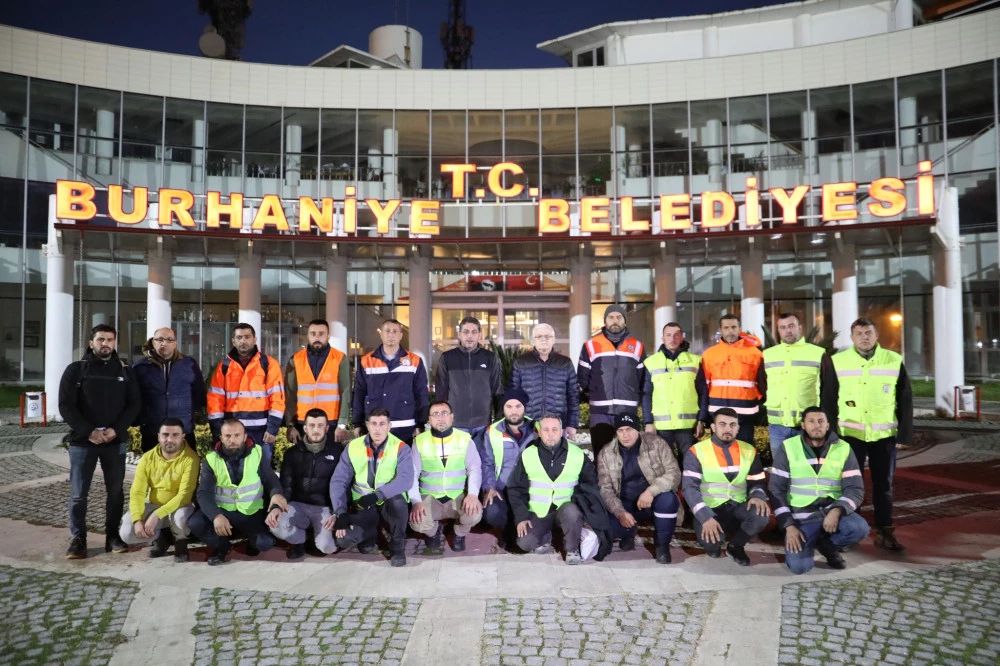 Burhaniye Belediyesi Deprem İçin Seferber Oldu