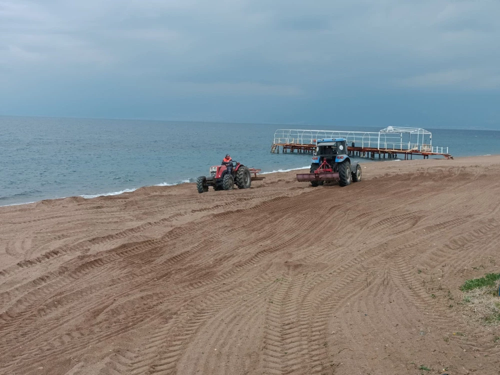 Burhaniye’nin Mavi Bayraklı Plajları Yaza Hazırlanıyor
