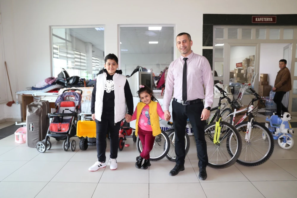 Çocuklar Depremzede Arkadaşlarını Unutmadı