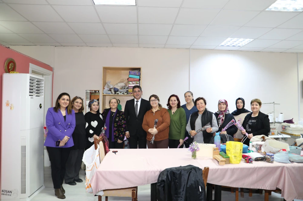 Dünya Emekçi Kadınlar Günü Kutlandı