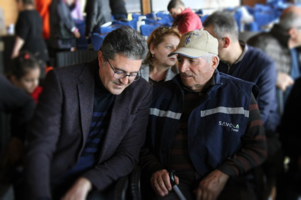 Ensar Aytekin Depremzedeleri Dinledi