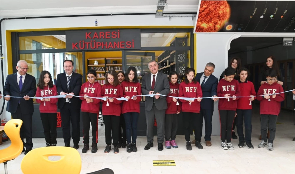 Karesi Belediyesi’nden BİLSEM’e Kütüphane